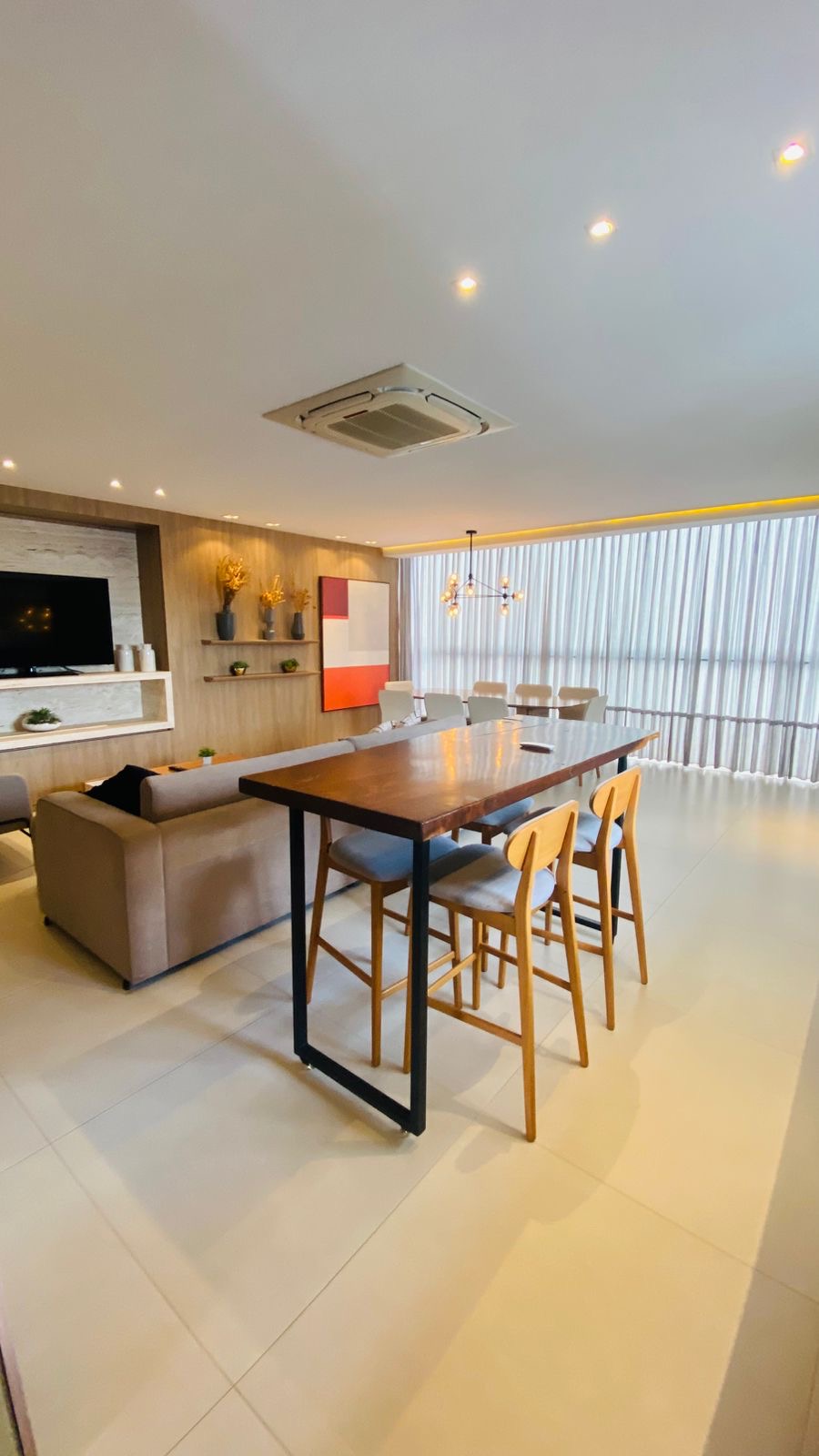 1b3482a1-febb-4bca-9c2c-1a9793080d40