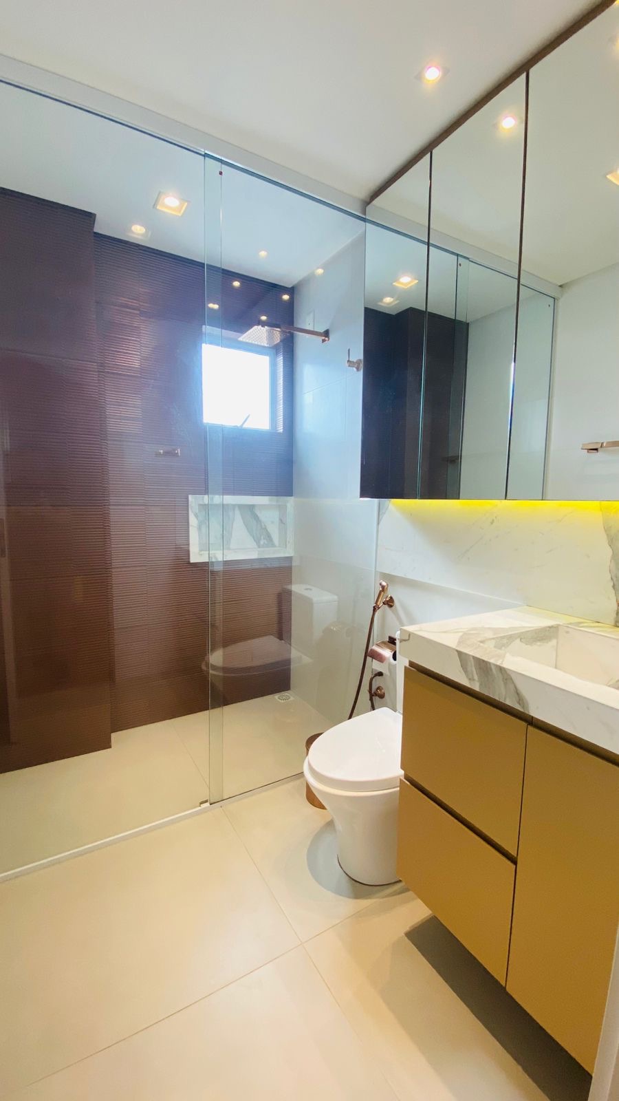 98c40d5f-84e4-482b-b1f9-3323f587010c