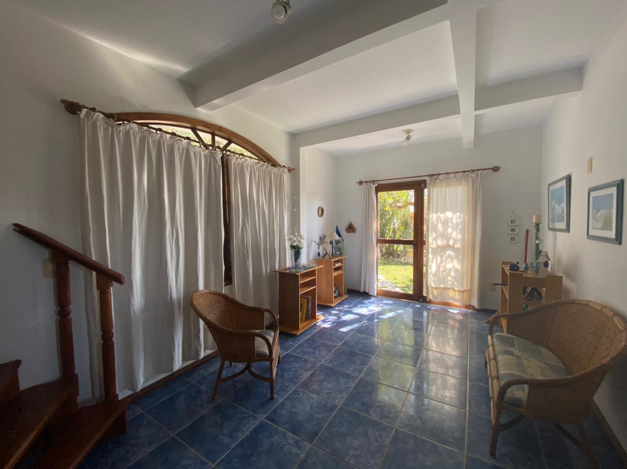 9c4b130d-4276-467e-9069-2ce5c81d9a78