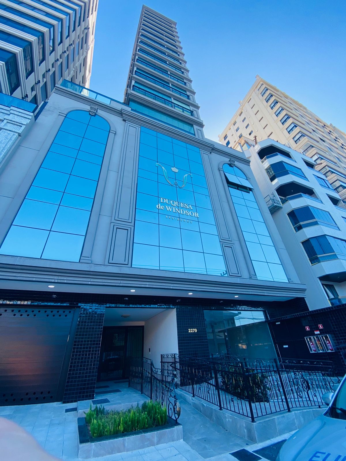 3c083b33-10c9-4141-8b3b-67c3e19f256b-3